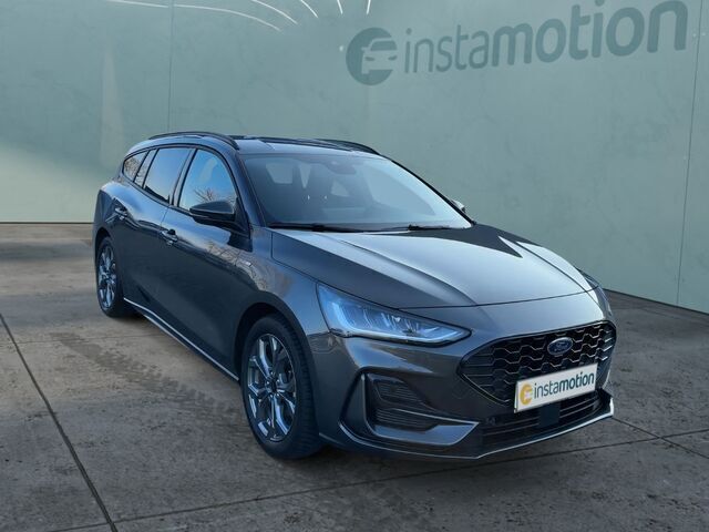 Grau Gebraucht 2022 Ford Focus ST-Line Kombi | 22.290 € (Fairer Preis) - Bild 1/2