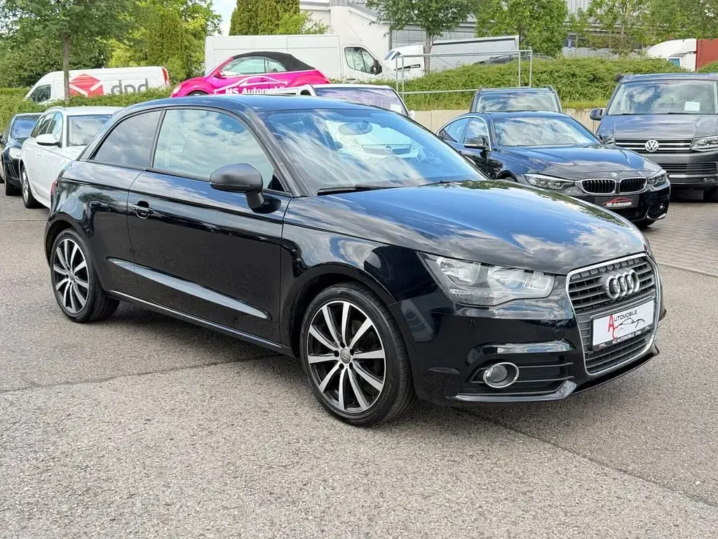 Gebraucht Audi A1 Ambition 105 PS (77 kW) 2014 Schwarz Kleinwagen