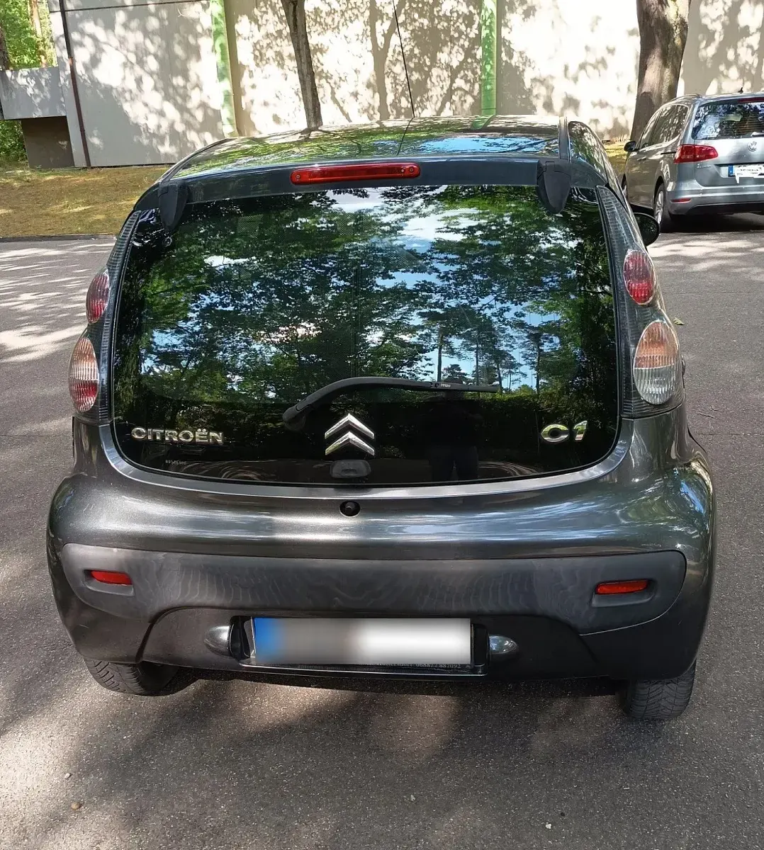 Gebraucht Citroën C1 SELECTION 68 PS (50 kW) 2011 Grau Kleinwagen