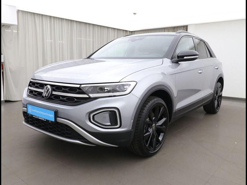 Gebraucht VW T-Roc Style 150 PS (110 kW) 2025 Pyritsilber (silver), metallic SUV