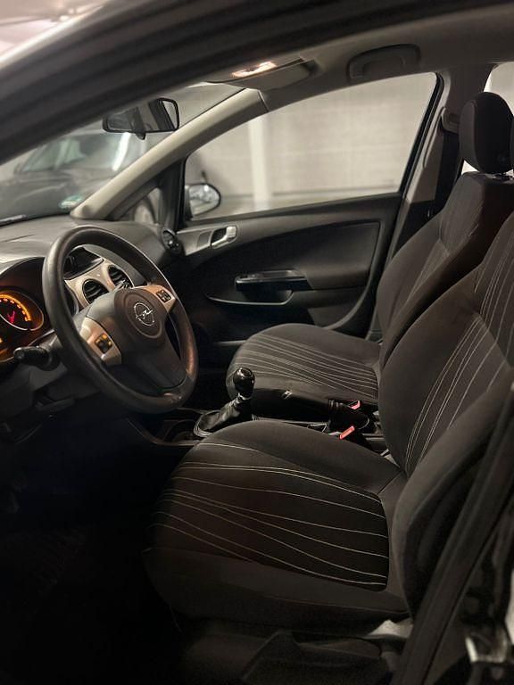Gebraucht Opel Corsa Basis 80 PS (58 kW) 2008 Schwarz Kleinwagen
