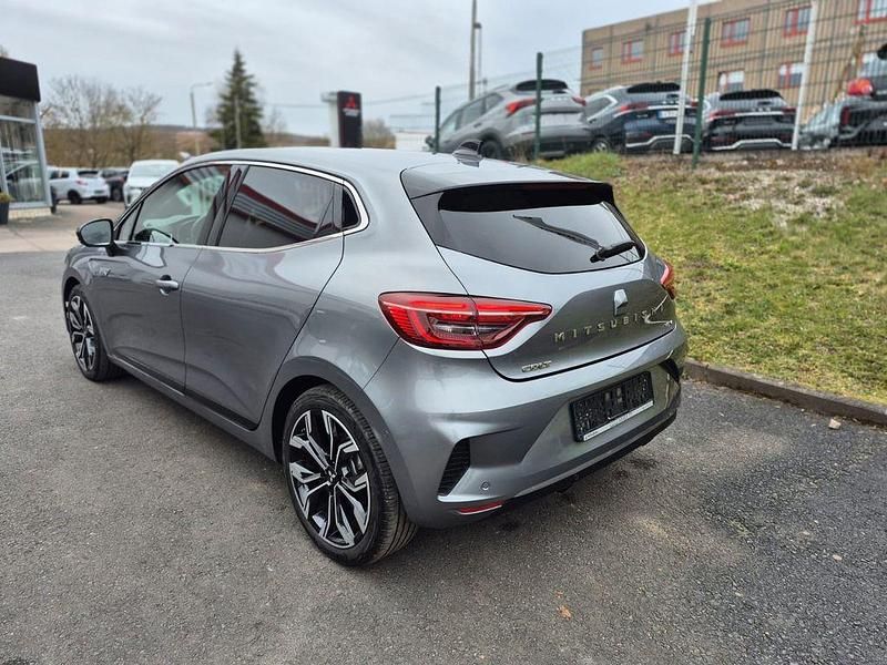 Second-hand Mitsubishi Colt Top 94 CP (69 kW) 2023 Gri Hatchback