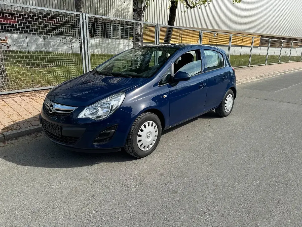 Gebraucht Opel Corsa 80 PS (58 kW) 2012 Blau Kleinwagen