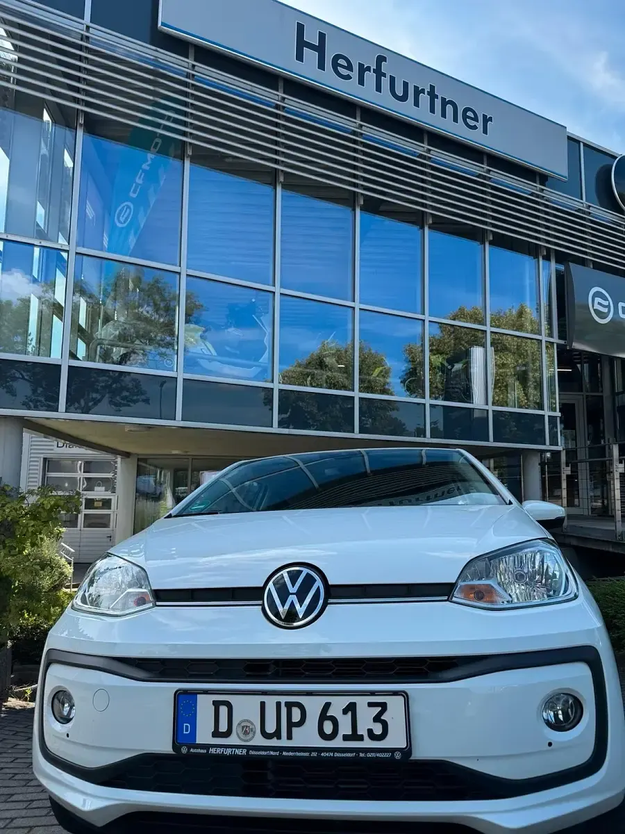 Gebraucht VW up! Move 65 PS (47 kW) 2024 Weiß Kleinwagen
