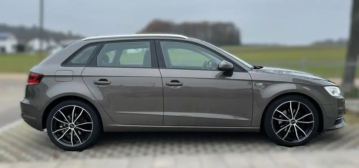 Second-hand Audi A3 Ambition 150 CP (110 kW) 2015 Gri Berlinǎ
