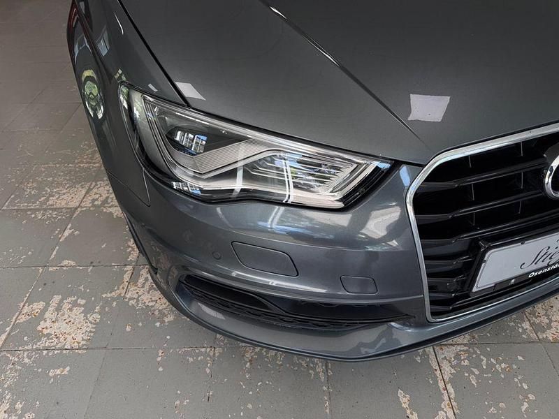 Gebraucht Audi A3 S-Line 150 PS (110 kW) 2015 Grau Limousine