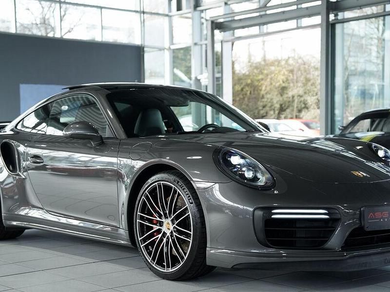 Gebraucht Porsche 911 540 PS (397 kW) 2018 Grau