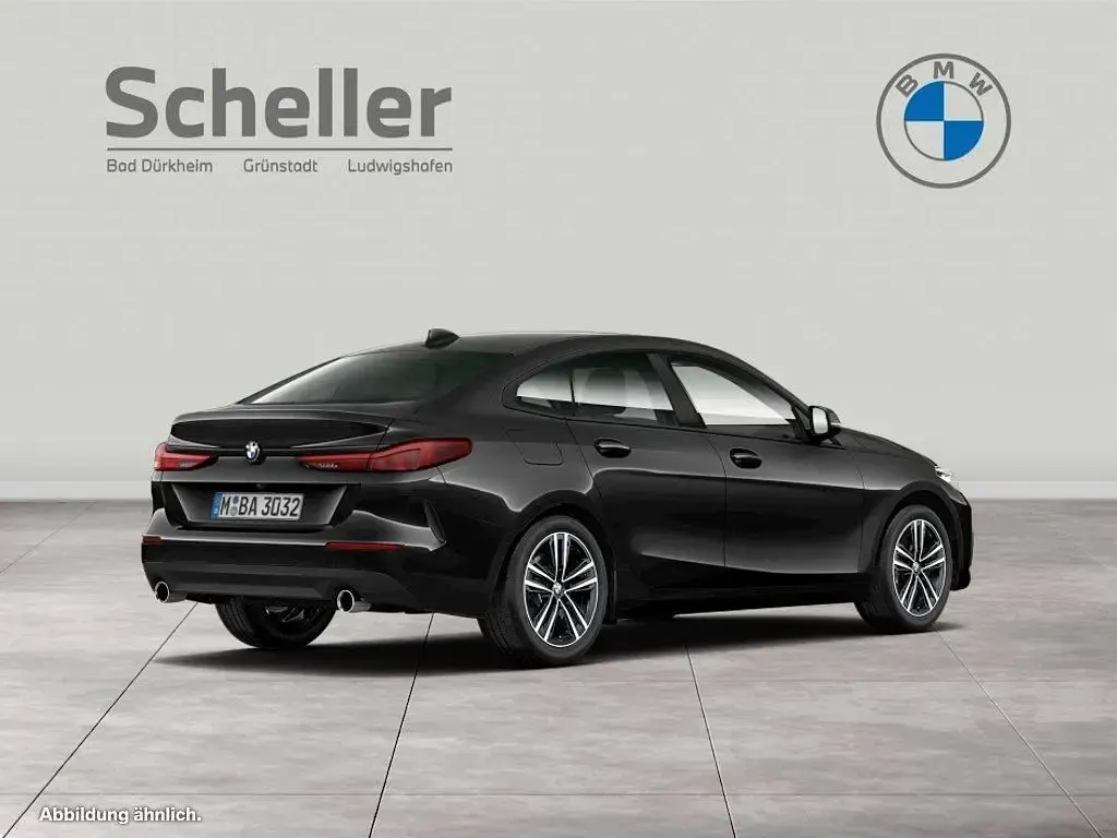 Gebraucht BMW 220 Advantage 178 PS (130 kW) 2023 Black sapphire Coupé