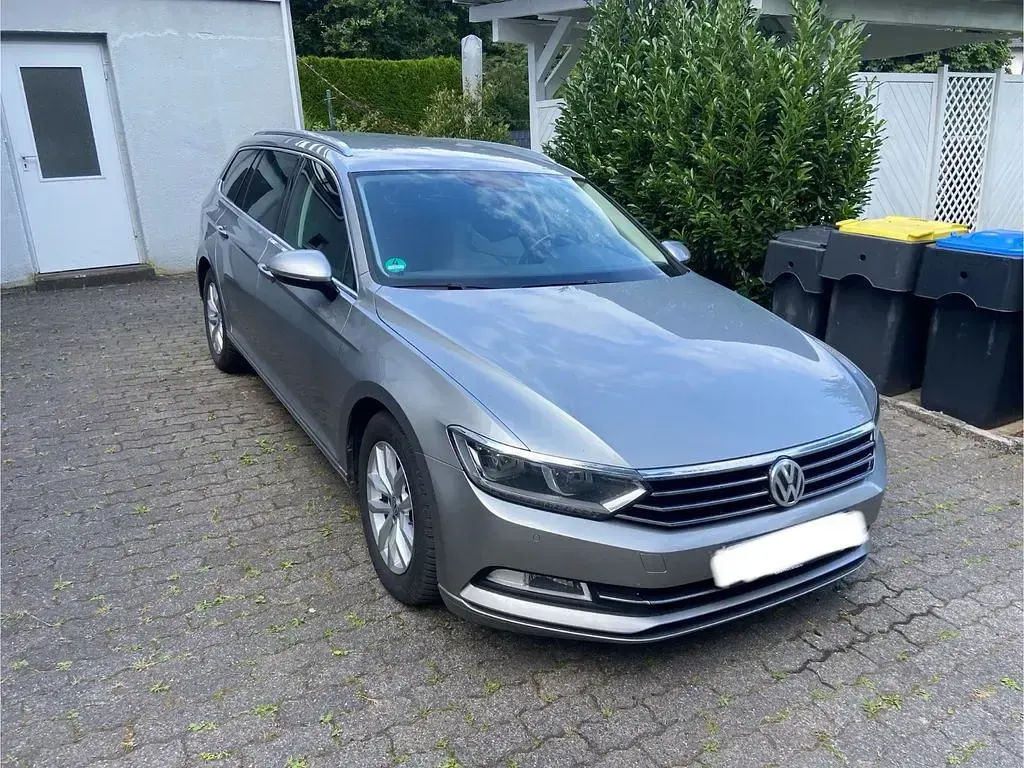 Gebraucht VW Passat Comfortline 150 PS (110 kW) 2016 Silber Kombi