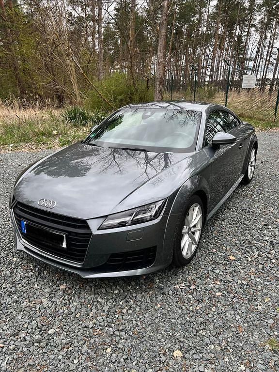 Gebraucht Audi TT Sport 230 PS (169 kW) 2015 Grau Coupé