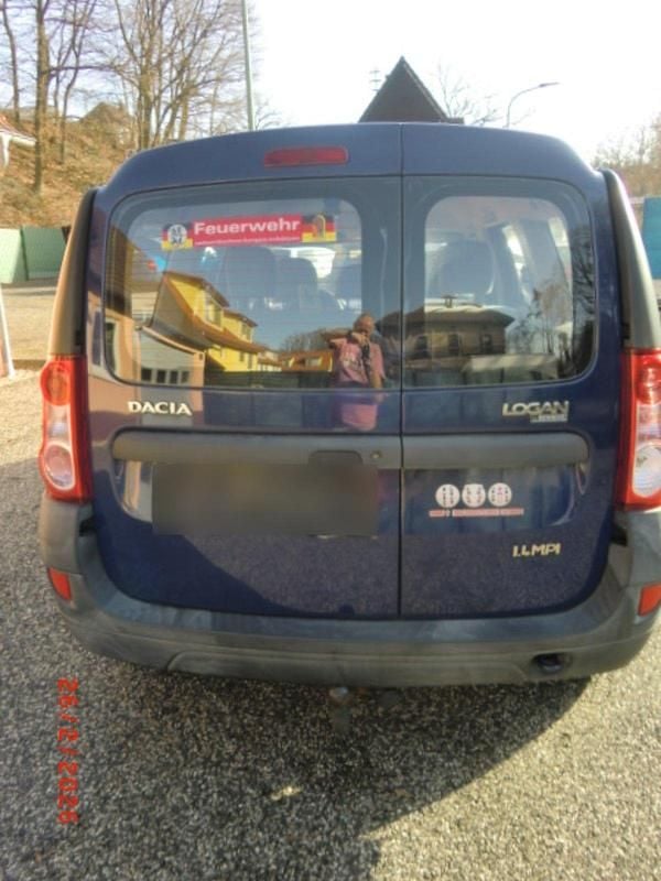 Gebraucht Dacia Logan 75 PS (55 kW) 2008 Blau Kombi