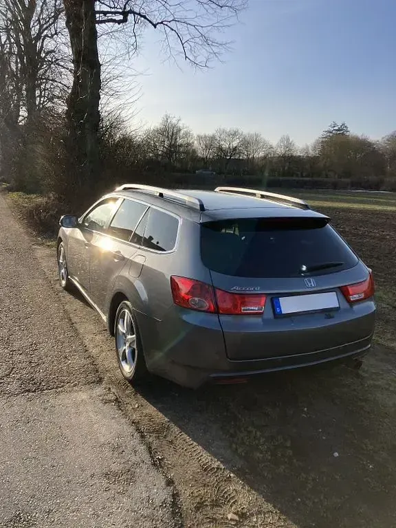 Gebraucht Honda Accord 156 PS (114 kW) 2011 Grau Kombi