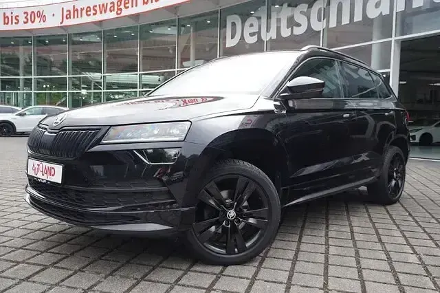 Gebraucht Skoda Karoq SportLine 150 PS (110 kW) 2019 Schwarz SUV