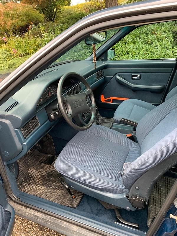 Second-hand Audi 100 90 CP (66 kW) 1990 Albastru Berlinǎ