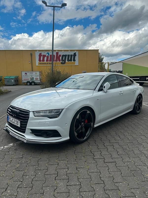 Weiß Gebraucht 2015 Audi A7 S-Line Coupé | 25.000 € (Fairer Preis) - Bild 1/4