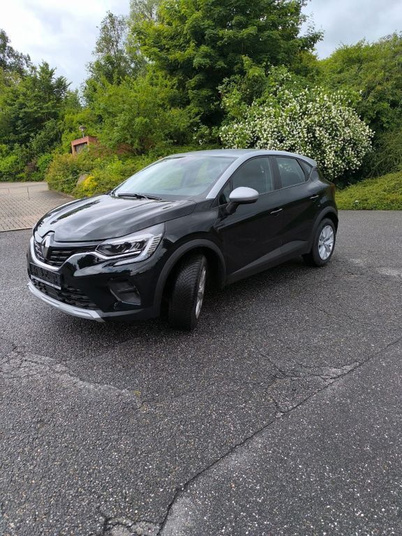 Schwarz Gebraucht 2023 Renault Captur Equilibre SUV | 15.790 € (Superpreis) - Bild 1/4