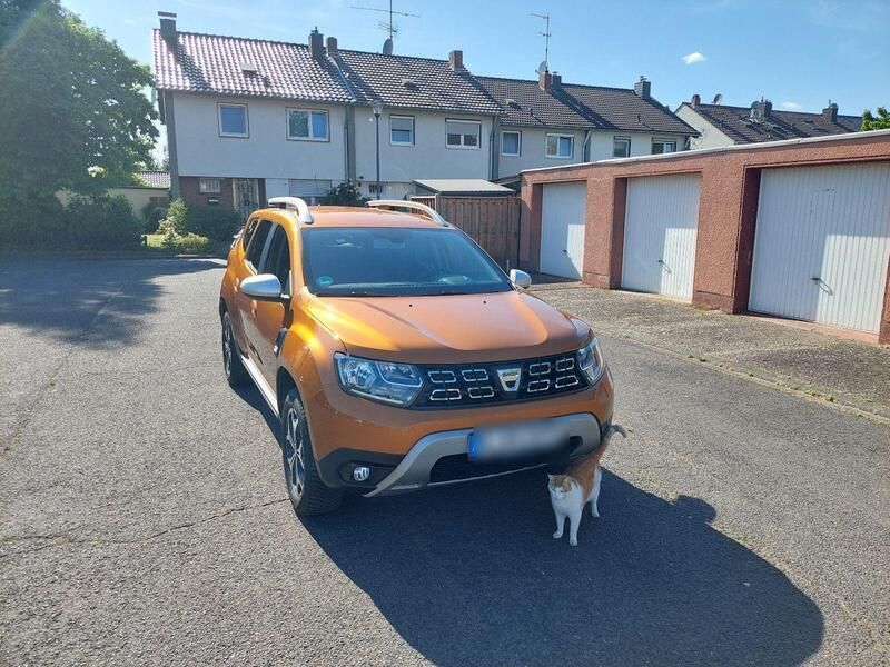 Orange Gebraucht 2018 Dacia Duster Prestige SUV | 12.000 € (Guter Preis) - Bild 1/4