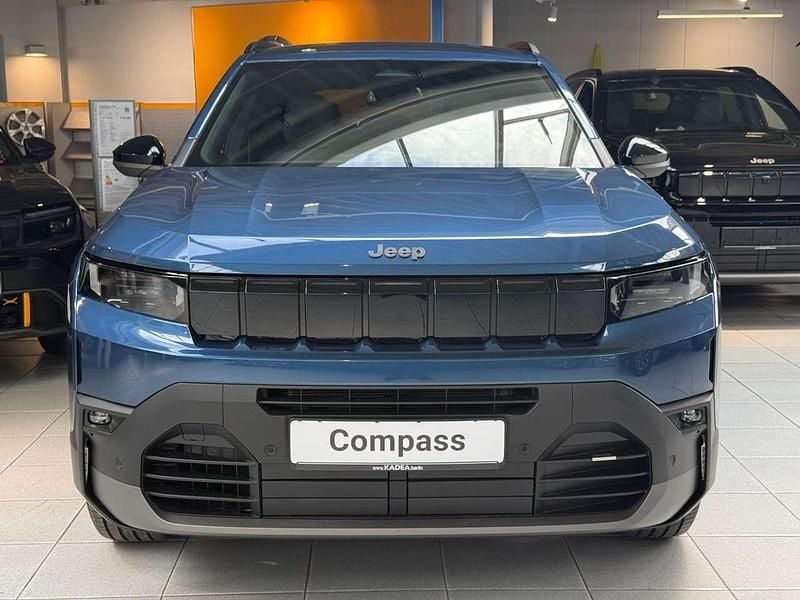 Uusi Jeep Compass 145 HP (106 kW) 2025 Valkoinen Katumaasturi