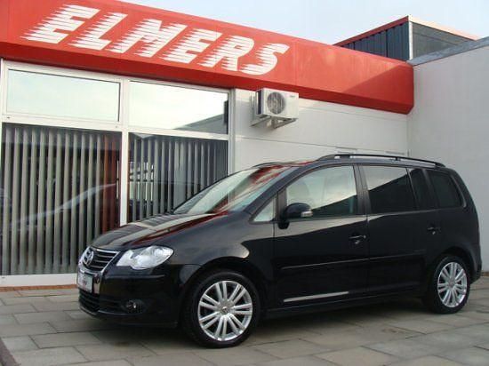 Gebraucht VW Touran Highline 140 PS (102 kW) 2014 Schwarz Van / Kleinbus