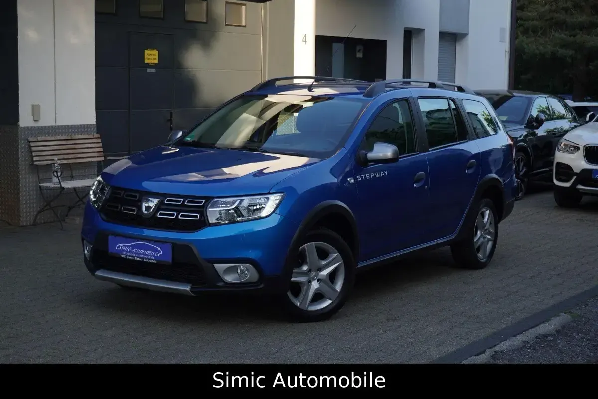 Gebraucht Dacia Logan MCV Stepway 90 PS (66 kW) 2018 Blau Kombi