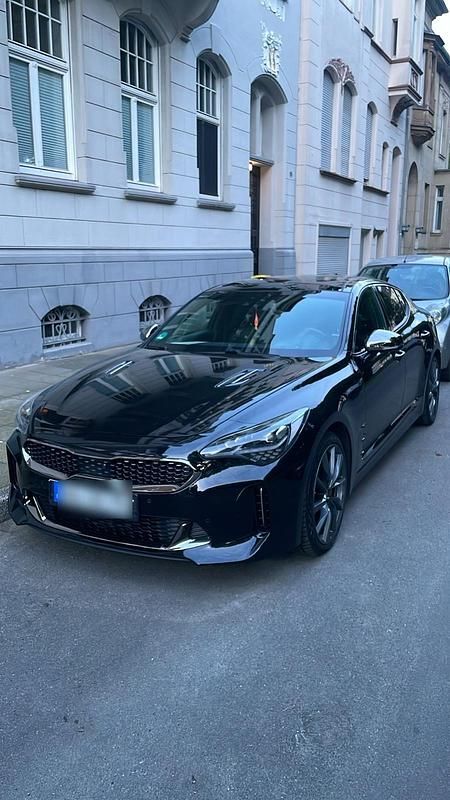 Gebraucht Kia Stinger GT 370 PS (272 kW) 2017 Schwarz Kleinwagen