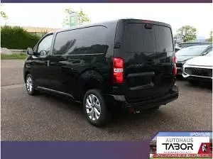 Neu Fiat Scudo 177 PS (130 kW) 2025 Schwarz (cinemaschwarz metallic) Van