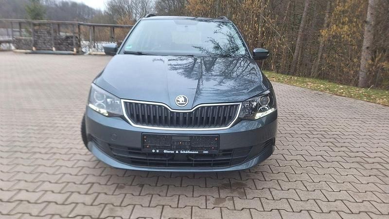 Gebraucht Skoda Fabia 75 PS (55 kW) 2015 Grau Kombi