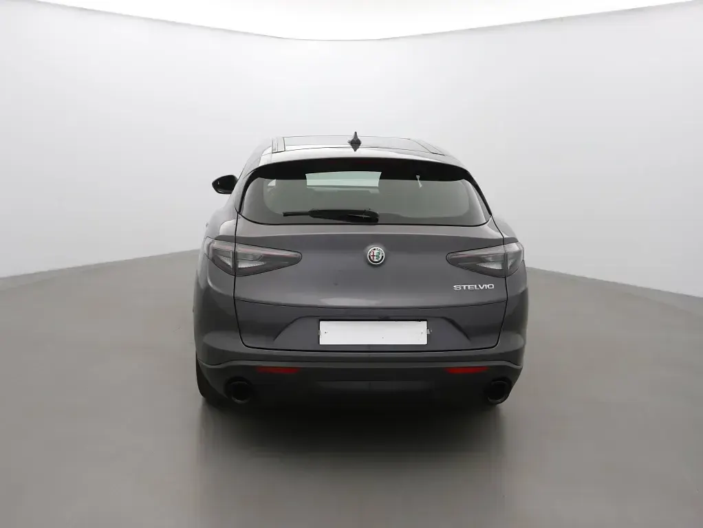 Gebraucht Alfa Romeo Stelvio Sprint 162 PS (119 kW) 2024 (gris vesuvio) SUV