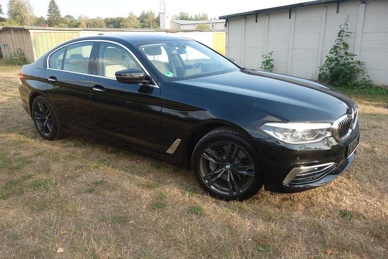 Gebraucht BMW 530 Luxury Line 252 PS (185 kW) 2017 Schwarz Limousine
