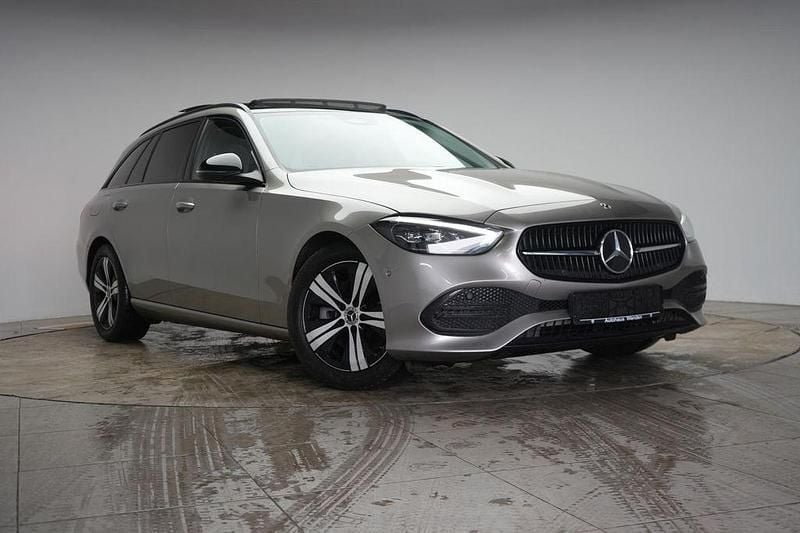 Gebraucht Mercedes C300 265 PS (194 kW) 2021 Silber Limousine