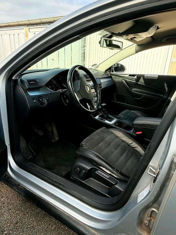 Gebraucht VW Passat 170 PS (125 kW) 2009 Blau Kombi