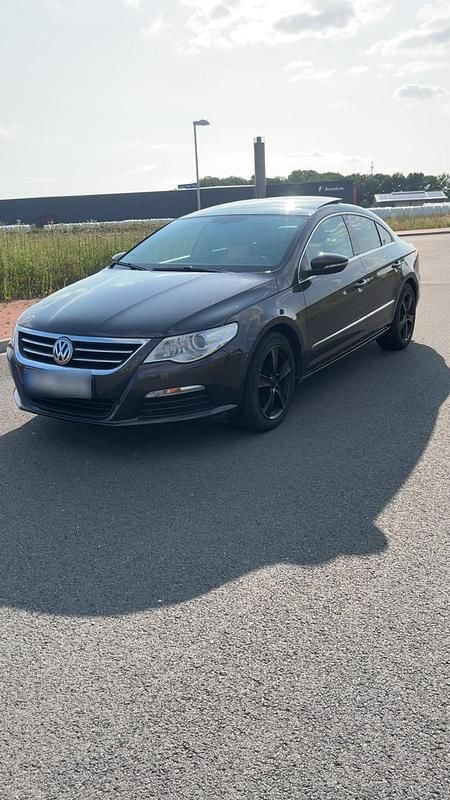 Second-hand VW Passat 200 CP (147 kW) 2008 Maro Berlinǎ