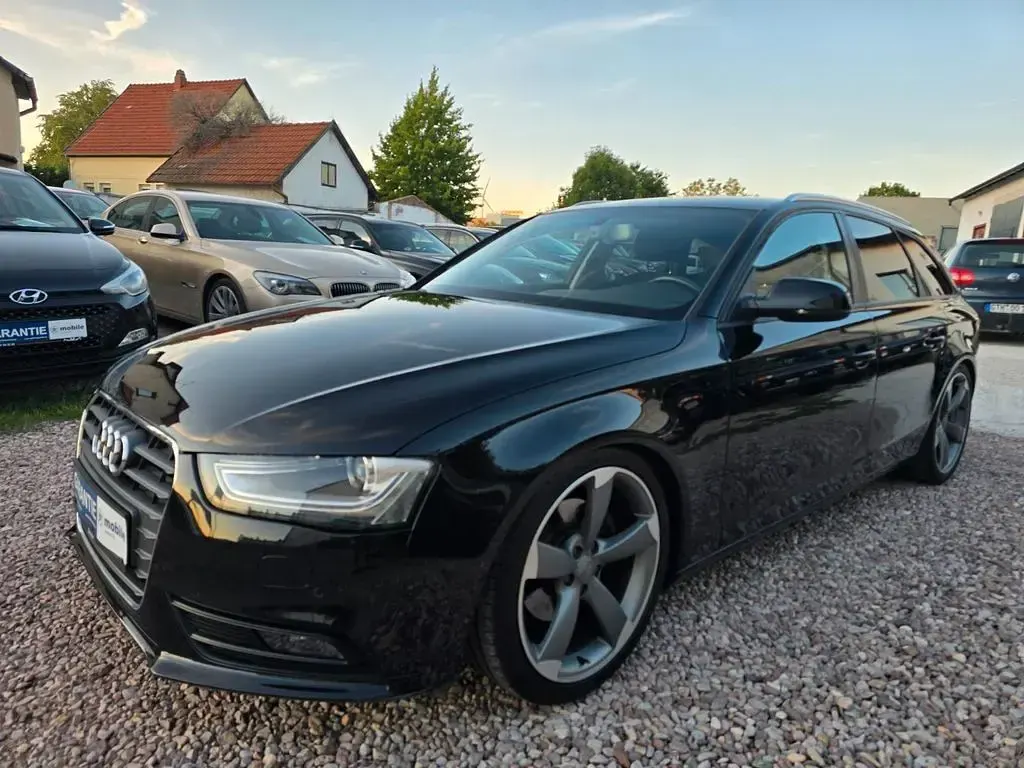 Gebraucht Audi A4 Ambition 150 PS (110 kW) 2015 Schwarz Kombi