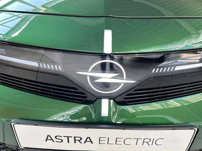 Neu Opel Astra Ultimate 114 kW (156 PS) 2026 Klover grün Kombi