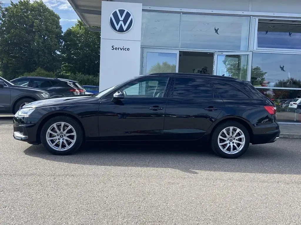 Gebraucht Audi A4 150 PS (110 kW) 2022 Schwarz Kombi