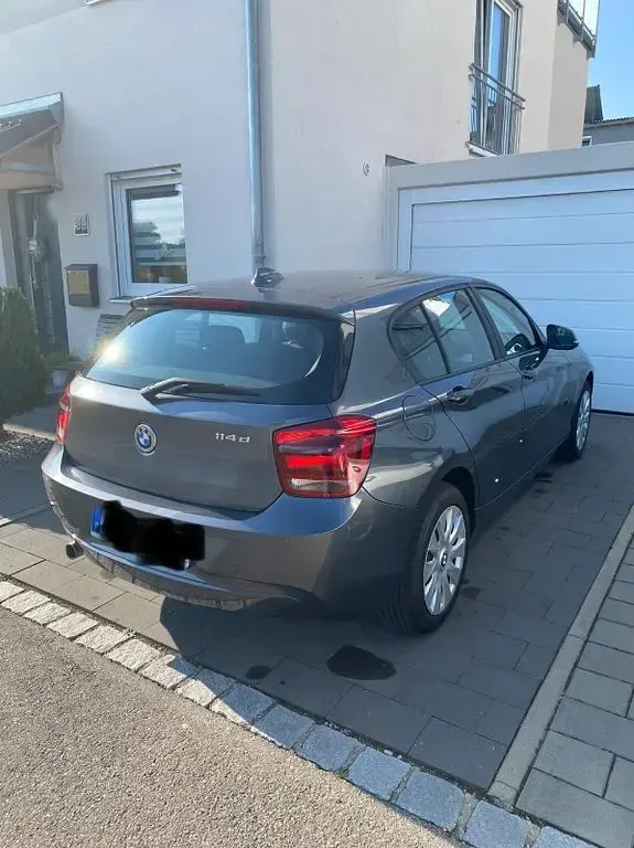 Gebraucht BMW 114 95 PS (69 kW) 2013 Grau Kleinwagen