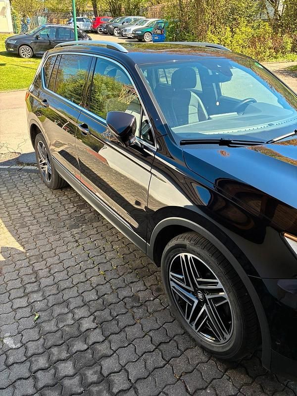 Schwarz Gebraucht 2019 Seat Tarraco 4Drive SUV | 26.499 € (Fairer Preis) - Bild 1/4