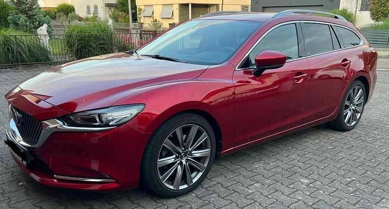 Rot Gebraucht 2019 Mazda 6 Sports-Line Kombi | 21.750 € (Fairer Preis) - Bild 1/4
