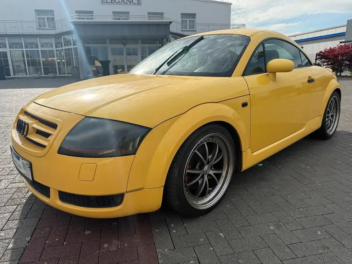 Gebraucht Audi TT Sport 224 PS (164 kW) 2002 Imolagelb Coupé
