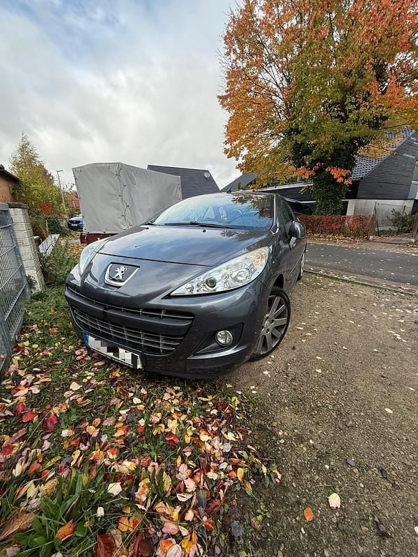 Gebraucht Peugeot 207 CC 120 PS (88 kW) 2013 Grau Cabrio