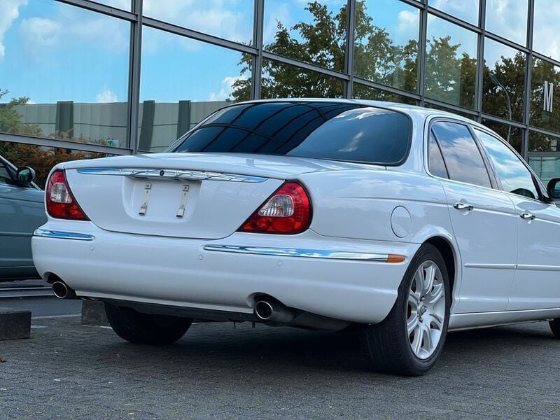 Gebraucht Jaguar XJ8 Executive 298 PS (219 kW) 2005 Weiß Limousine