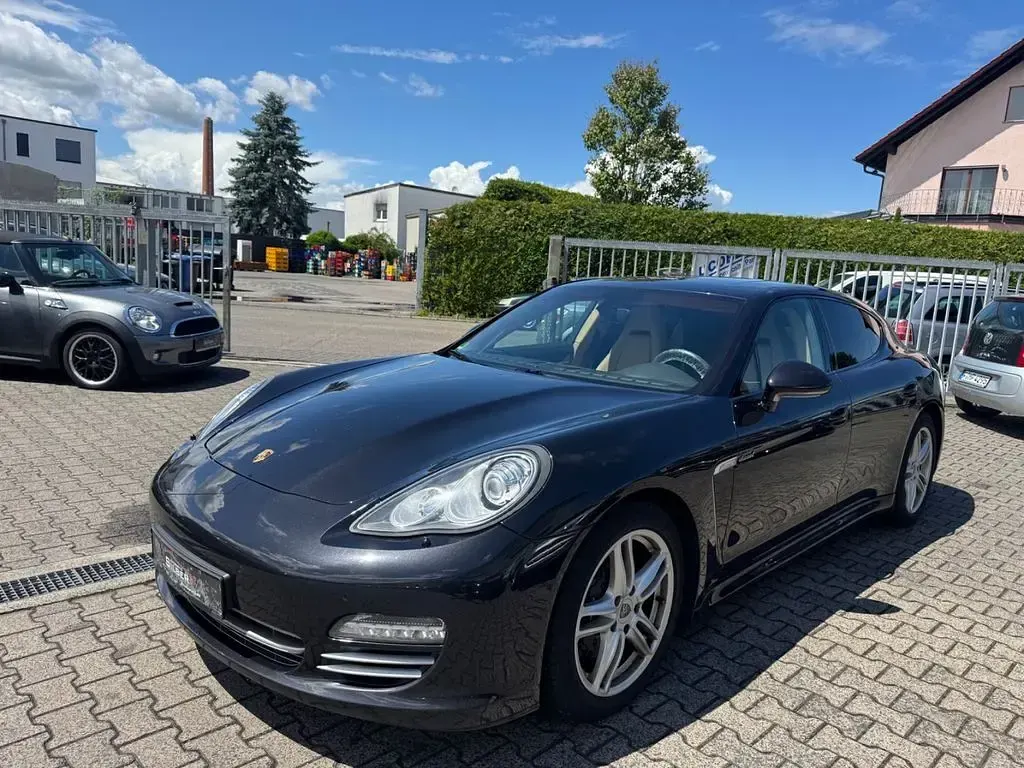 Gebraucht Porsche Panamera Platinum Edition 250 PS (183 kW) 2012 Schwarz Kleinwagen