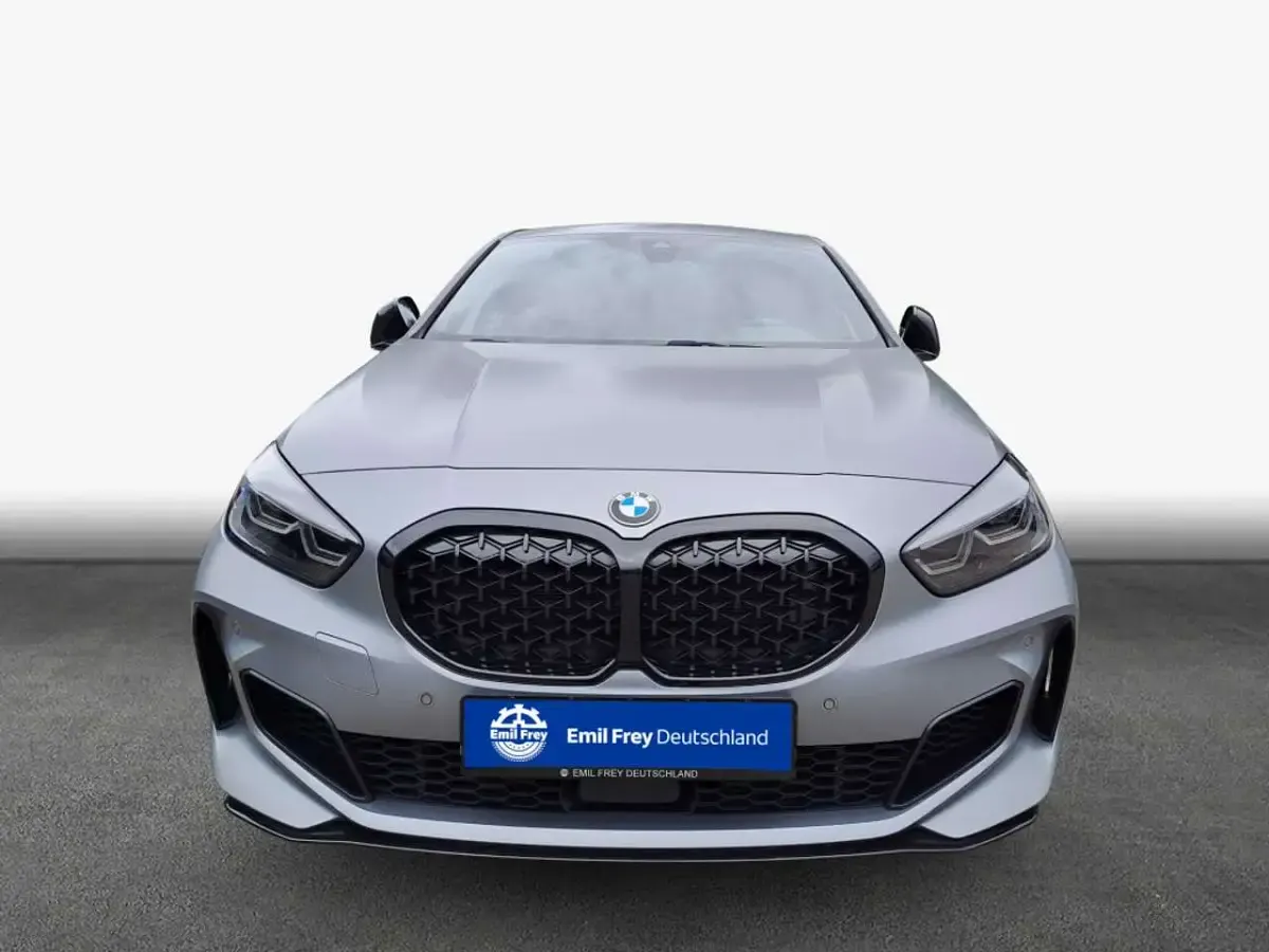 Gebraucht BMW M1 306 PS (225 kW) 2022 Frozen pure grey metallic Coupé