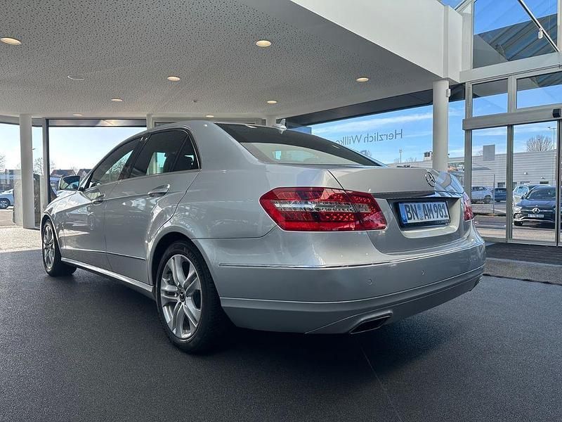 Gebraucht Mercedes 220 170 PS (125 kW) 2012 Silber Limousine