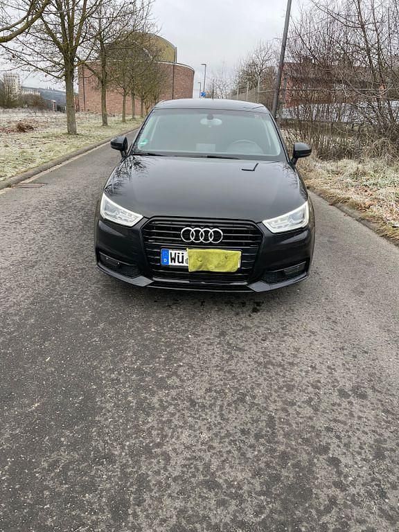 Schwarz Gebraucht 2017 Audi A1 Sportback Kleinwagen | 10.300 € (Fairer Preis) - Bild 1/4