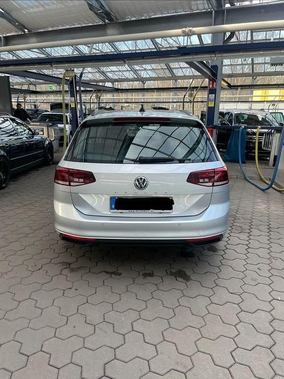 Gebraucht VW Passat Comfortline 190 PS (139 kW) 2019 Schwarz Kombi