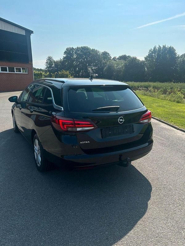 Gebraucht Opel Astra Elegance 122 PS (89 kW) 2021 Schwarz Kombi