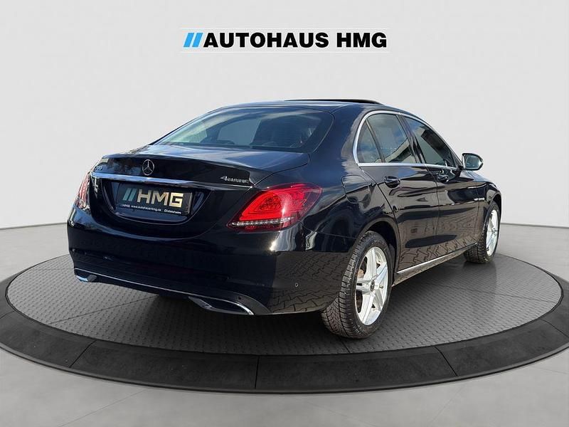 Gebraucht Mercedes C200 Exclusive 197 PS (144 kW) 2018 Schwarz Limousine