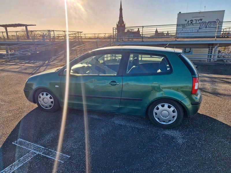 Brugt VW Polo 75 HK (55 kW) 2003 Grøn Hatchback