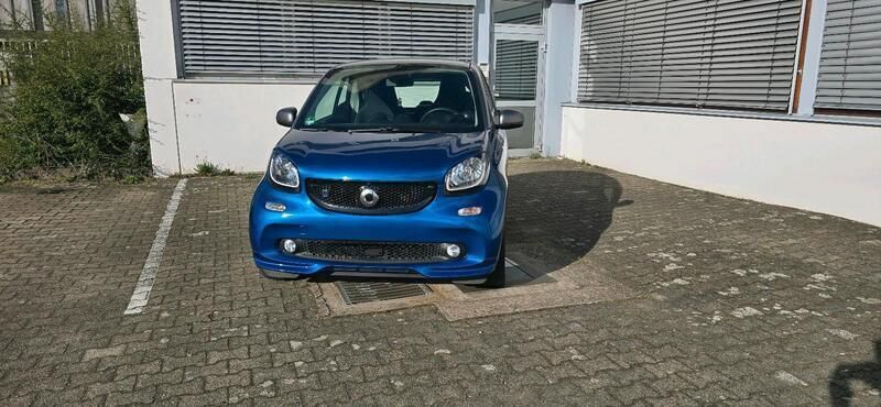 Blau Gebraucht 2019 Smart ForTwo Electric Drive Brabus Coupé | 12.000 € (Etwas zu teuer) - Bild 1/4